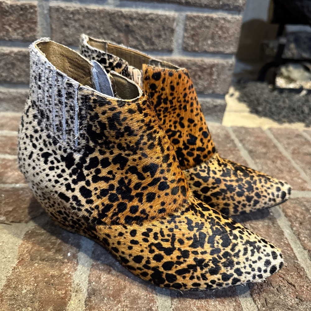 Matisse Anthropologie Women's Leopard Print Calf Hair Wedge Fall Ankle Boot Sz 6